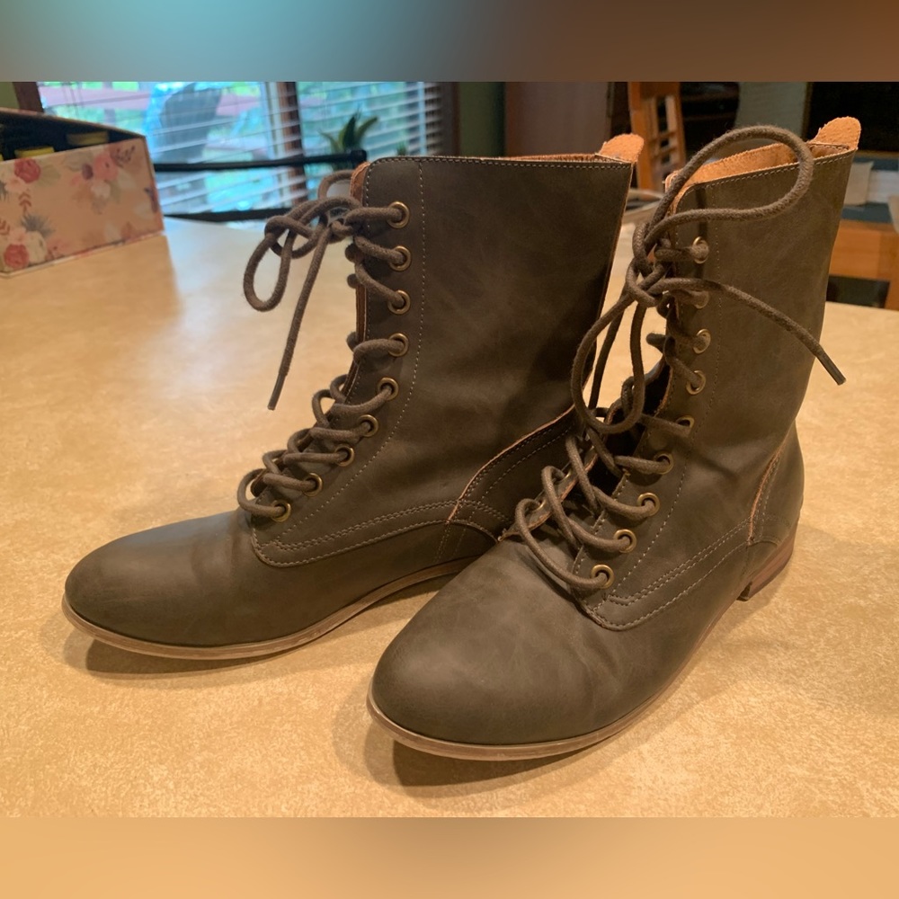 Francescas’ dark brown combat boots